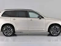 Used Volvo XC90 Ultra 455 HP (334 kW) 2025 Gold SUV