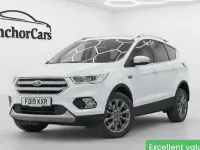 Gebraucht Ford Kuga Titanium 180 PS (132 kW) 2019 Weiß SUV