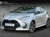 Used Lexus LBX 134 HP (98 kW) 2024 Silver metallic SUV