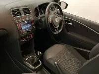 Used VW Polo Edition 60 HP (44 kW) 2017 Grey Hatchback