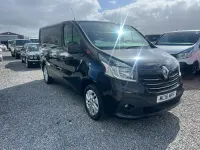 Begagnad Renault Trafic 2016 Svart Minibuss