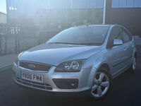 Used Ford Focus Zetec 100 HP (73 kW) 2006 Silver Hatchback