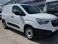 Used Vauxhall Combo 100 HP (73 kW) 2023 White MPV