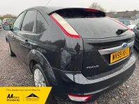 Używany Ford Focus Titanium 2009 Czarny Hatchback