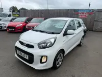 Used Kia Picanto Air 65 HP (47 kW) 2016 White Hatchback