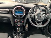Used Mini Cooper S Hatch 189 HP (139 kW) 2019 Black Hatchback