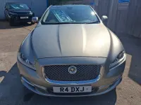 Used Jaguar XJ Portfolio 275 HP (202 kW) 2011 Gold Sedan