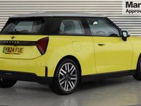 Used Mini Cooper Classic 135 kW (184 HP) 2024 Yellow Hatchback