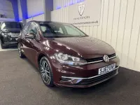 Used VW Golf VII SE 115 HP (84 kW) 2017 Red Hatchback