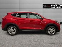 Used Hyundai Tucson SE 132 HP (97 kW) 2019 Red SUV