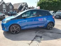 Used Toyota Yaris Design 111 HP (81 kW) 2017 Blue/black Hatchback