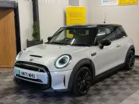 Używany Mini Cooper SE Hatch 135 kW (184 KM) 2021 Srebrny Hatchback