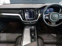 Used Volvo V60 Ultra 197 HP (144 kW) 2025 Blue Estate