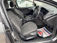 Used Ford Focus Titanium 125 HP (91 kW) 2015 Grey Hatchback