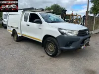 Used Toyota HiLux Active 150 HP (110 kW) 2018 White Pickup
