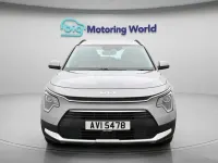 Usado Kia Niro 127 CV (93 kW) 2024 Gris SUV