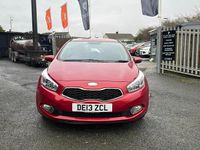 Used Kia Ceed 126 HP (92 kW) 2013 Red Hatchback