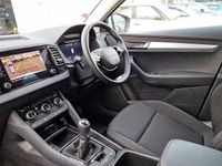 Used Skoda Karoq SE 150 HP (110 kW) 2025 White SUV