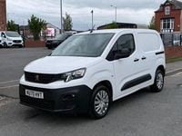 Used Peugeot Partner 100 HP (73 kW) 2020 White MPV