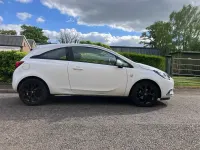 Używany Vauxhall Corsa SRi 90 KM (66 kW) 2015 Biały Hatchback
