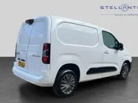 Used Citroën Berlingo 129 HP (94 kW) 2024 White MPV