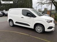 Used Vauxhall Combo Sportive 100 HP (73 kW) 2020 White MPV