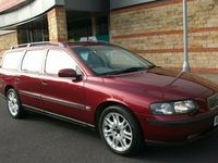 used Volvo V70 2.4