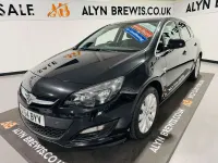 Used Vauxhall Astra Excite 2014 Black Hatchback