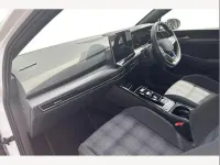 Used VW Golf VIII GTE 272 HP (200 kW) 2024 Pure white Hatchback