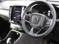 Usado Volvo XC40 Plus 197 HP (144 kW) 2026 SUV