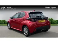 Used Toyota Yaris Hybrid 113 HP (83 kW) 2023 Red Hatchback