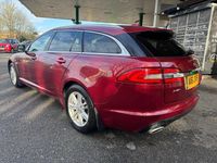 Used Jaguar XF Sportbrake Luxury 240 HP (176 kW) 2012 Red Estate