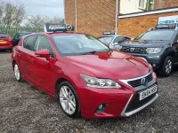 Used Lexus CT200h 136 HP (100 kW) 2014 Red Hatchback