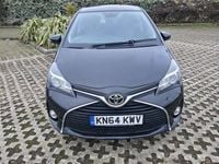 Used Toyota Yaris 99 HP (72 kW) 2014 Black Hatchback