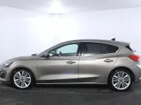 Usado Ford Focus Vignale 150 HP (110 kW) 2019 Prateado Citadino