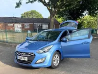 Used Hyundai i30 Active 100 HP (73 kW) 2014 Blue Hatchback