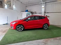 Usado Ford Fiesta ST-Line 125 HP (91 kW) 2019 Vermelho Citadino