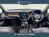 Usado Volvo XC60 Ultimate 455 HP (334 kW) 2022 Preto SUV