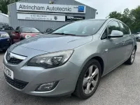 Used Vauxhall Astra SRi 125 HP (91 kW) 2011 Silver Hatchback