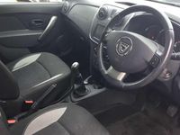 Used Dacia Sandero Lauréate 90 HP (66 kW) 2015 Hatchback