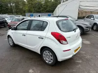 Used Hyundai i20 Classic 2012 White Hatchback