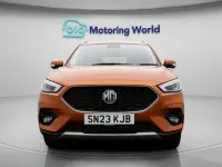 Usado MG ZS Exclusive 111 HP (81 kW) 2023 Laranja SUV
