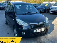 Usado Hyundai i10 Comfort 78 HP (57 kW) 2010 Preto Citadino
