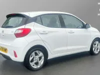 Used Hyundai i10 SE 67 HP (49 kW) 2020 White Hatchback