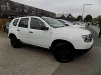 Used Dacia Duster Ambiance 110 HP (80 kW) 2017 White SUV