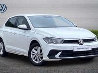 Used VW Polo Life 95 HP (69 kW) 2021 Pure white Hatchback
