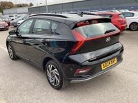 Begagnad Hyundai Bayon Advanced 100 HK (73 kW) 2024 Svart SUV