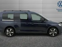 Used VW Caddy Maxi Life 122 HP (89 kW) 2025 Blue MPV