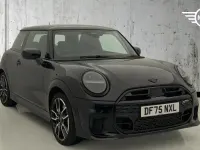 Used Mini Cooper Hatch 113 kW (154 HP) 2025 Black Hatchback