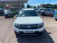 Used Dacia Duster Lauréate 110 HP (80 kW) 2016 White SUV